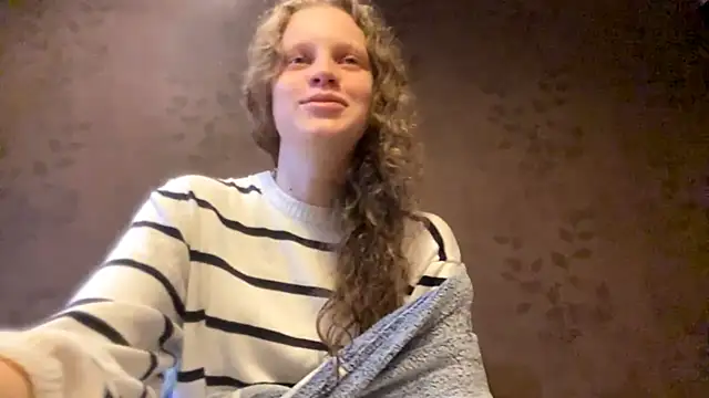 GlyndaCaver online show from 10/19/25, 11:11