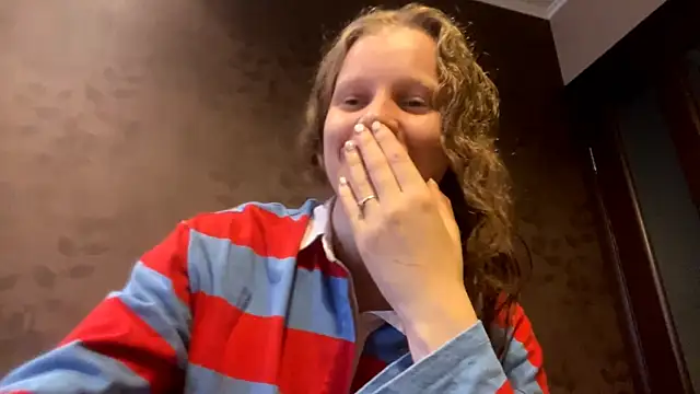 GlyndaCaver online show from 10/25/25, 11:40