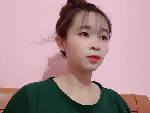 Suna7383 online show from 09/28/25, 02:55