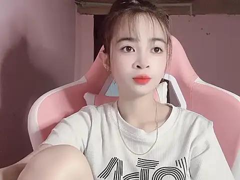 Suna7383 online show from 11/13/25, 03:55