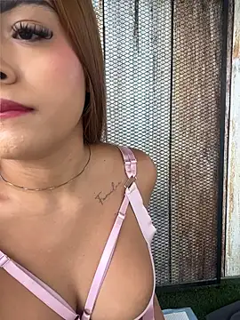 MayaMoanXXX online show from 06/05/26, 01:17