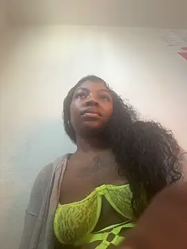 Cocochanel4567 online show from 06/12/26, 04:28