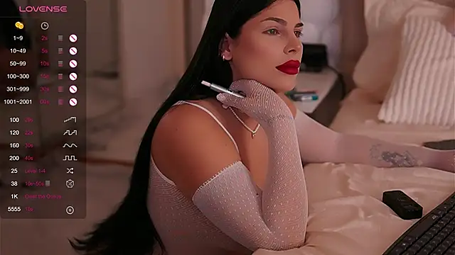 PlayfulAvalyn online show from 09/29/25, 10:36