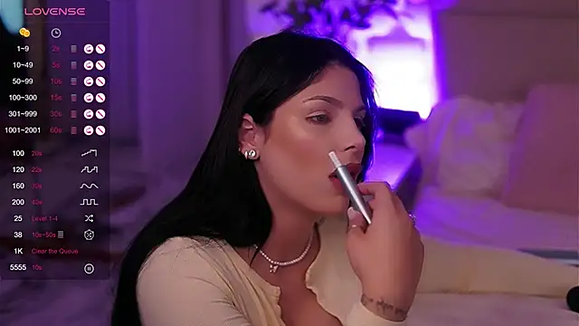 PlayfulAvalyn online show from 10/03/25, 10:18