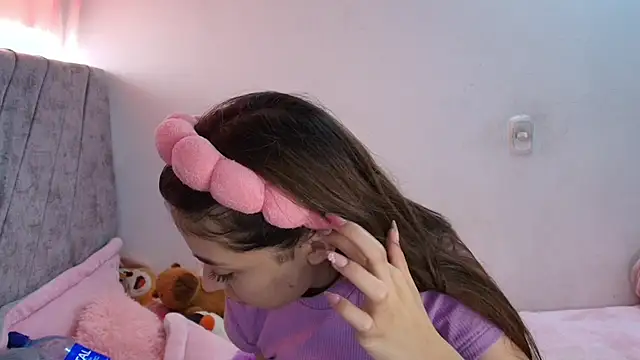 kimmy vegga2 online show from 09/29/25, 03:17