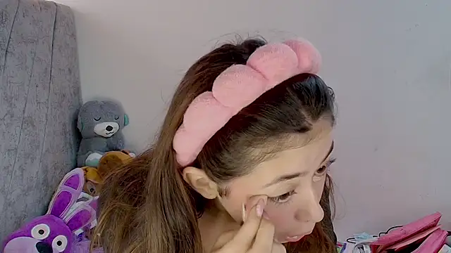 kimmy vegga2 online show from 10/09/25, 02:48