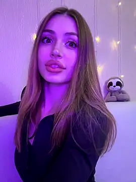 Elizabeth Tay online show from 12/02/25, 05:08