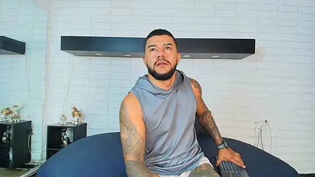 Gabriel Fire online show from 09/17/25, 11:56