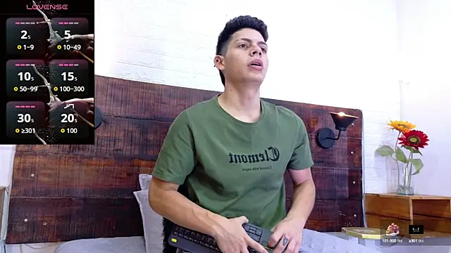 Snapshot of JhosuaVega chatting on 09/27/25, 02:05 JhosuaVega online show from 09/27/25, 02:05