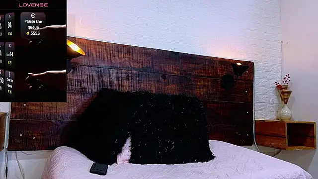 Snapshot of JhosuaVega chatting on 10/09/25, 06:50 JhosuaVega online show from 10/09/25, 06:50