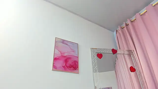 miajhonsonx online show from 06/03/26, 02:19