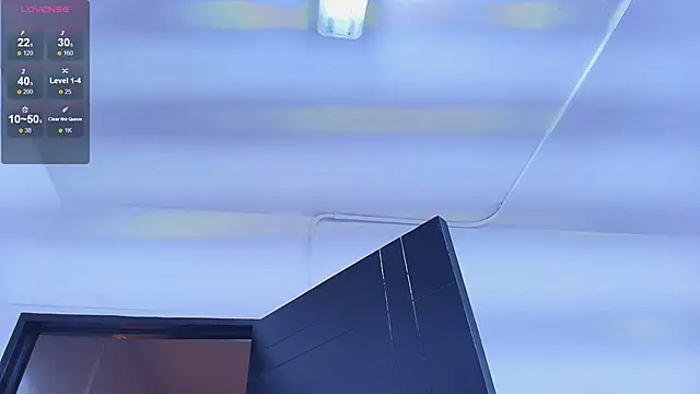 ValeryCortezm online show from 11/30/25, 12:47