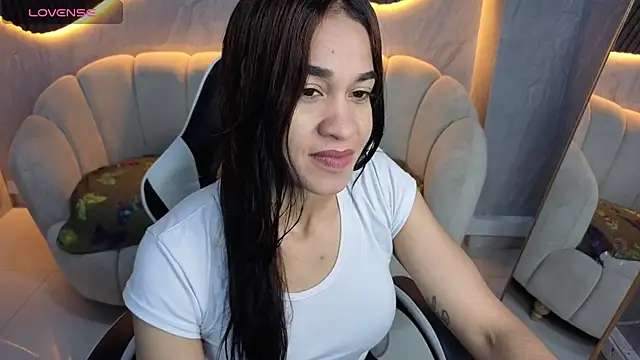 Maia Tx online show from 09/29/25, 12:43