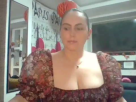 Snapshot of Venusina_07 chatting on 10/21/25, 07:09 Venusina 07 online show from 10/21/25, 07:09