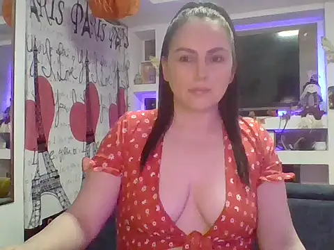 Snapshot of Venusina_07 chatting on 10/24/25, 05:59 Venusina 07 online show from 10/24/25, 05:59