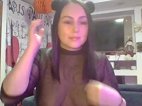 Snapshot of Venusina_07 chatting on 10/30/25, 07:54 Venusina 07 online show from 10/30/25, 07:54