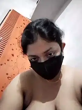 Snapshot of hafiza8746 chatting on 10/14/25, 05:58 hafiza8746 online show from 10/14/25, 05:58