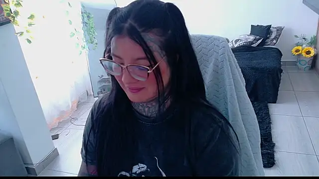 Snapshot of Unatatuada chatting on 09/16/25, 09:05 Unatatuada online show from 09/16/25, 09:05