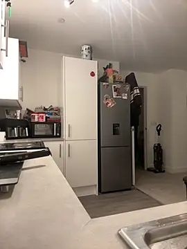 Snapshot of IceEyesUK chatting on 09/25/25, 09:18 IceEyesUK online show from 09/25/25, 09:18