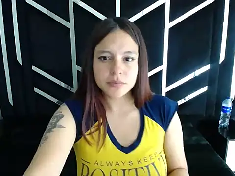 Snapshot of Abigail_lux chatting on 09/16/25, 10:27 Abigail lux online show from 09/16/25, 10:27