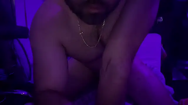 Snapshot of jasoncali305 chatting on 11/23/25, 07:41 jasoncali305 online show from 11/23/25, 07:41