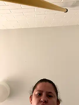 xelita4 online show from 09/24/25, 12:19