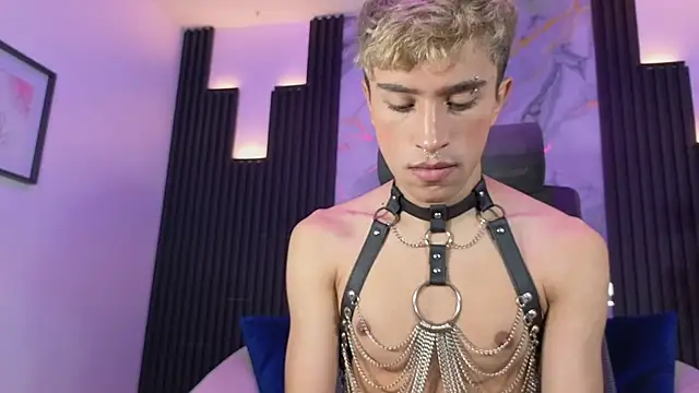 sweetsanti online show from 10/04/25, 07:23