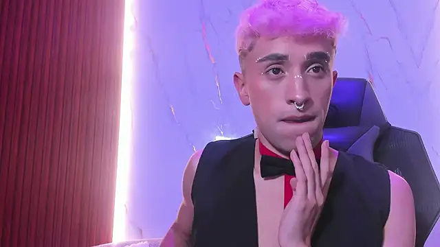 sweetsanti online show from 10/19/25, 12:06