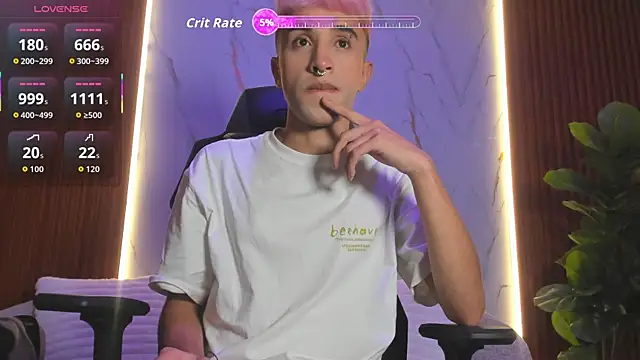 sweetsanti online show from 10/20/25, 04:29