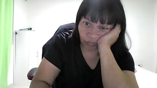 adri89-g online show from 07/01/26, 04:36