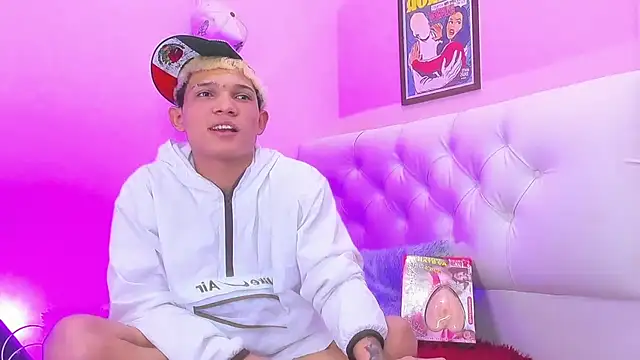 EL VENEZOLANO 22CM online show from 12/17/25, 04:40