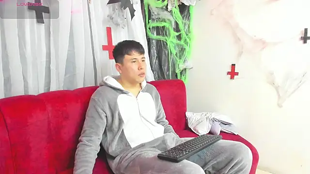 Nick Wolff online show from 10/28/25, 10:08