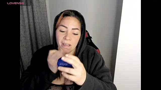 Snapshot of alexiaystive3 chatting on 10/05/25, 09:40 alexiaystive3 online show from 10/05/25, 09:40