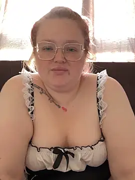 Snapshot of AmberBliss-X chatting on 10/21/25, 07:53 AmberBliss-X online show from 10/21/25, 07:53