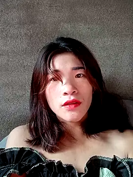 Snapshot of Mina-pusy chatting on 11/24/25, 02:11 Mina-pusy online show from 11/24/25, 02:11