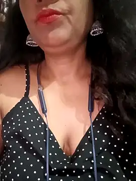 Hazel-queen online show from 09/12/25, 08:53