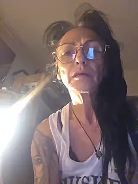 jasonee13 online show from 05/29/26, 06:39