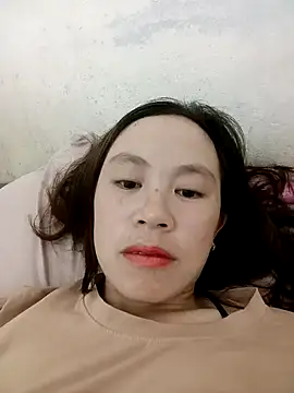 lyuyenkk online show from 09/15/25, 09:42