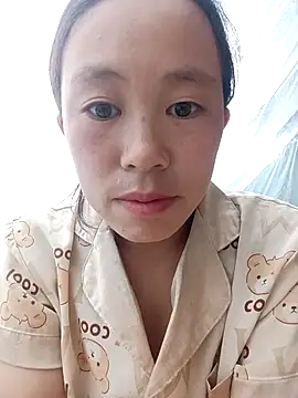 lyuyenkk online show from 09/29/25, 09:47