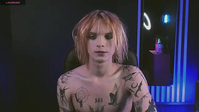 ArchiehalI online show from 09/30/25, 09:09