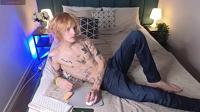 ArchiehalI online show from 10/02/25, 08:38