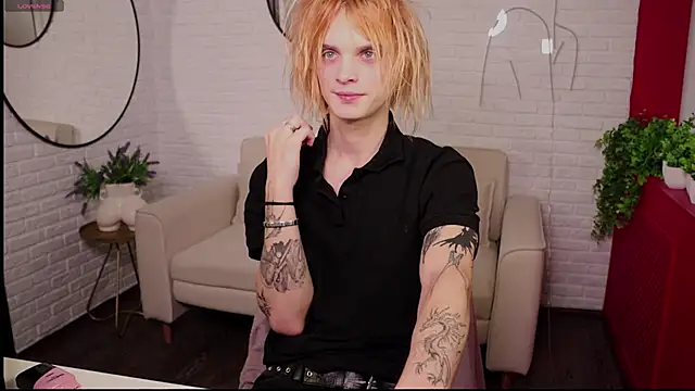 ArchiehalI online show from 10/15/25, 08:09