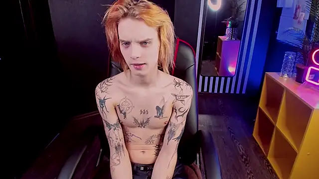 ArchiehalI online show from 10/18/25, 08:42