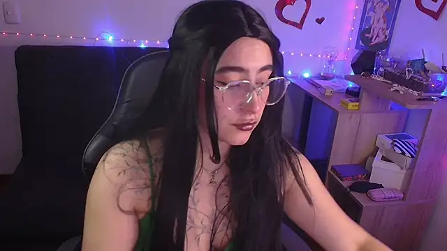 Miacatsito3 online show from 06/01/26, 04:14