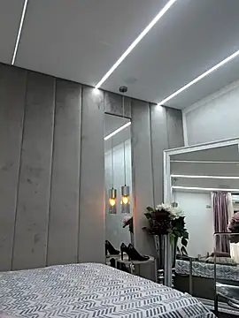 Von Dee online show from 10/27/25, 06:28