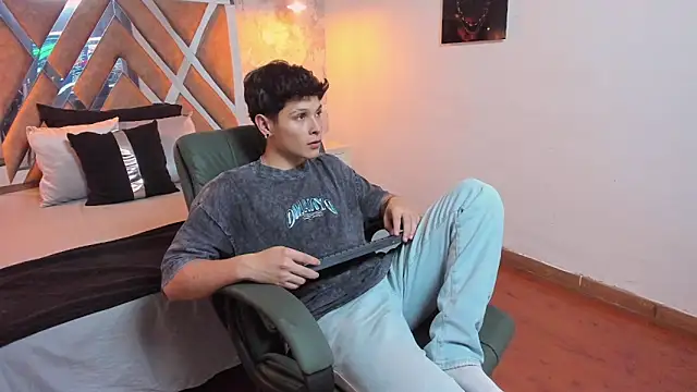 kraven lust online show from 09/16/25, 03:07