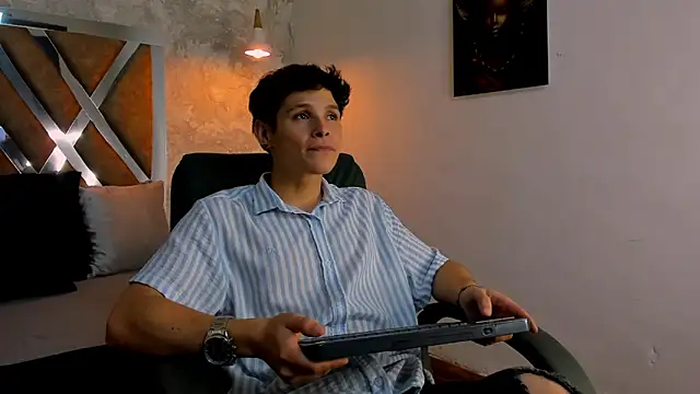 kraven lust online show from 12/05/25, 03:04