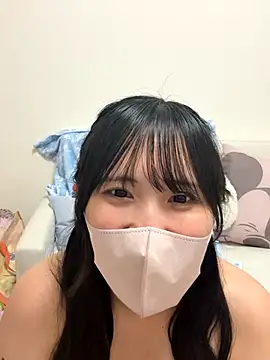 sanachan00 online show from 09/14/25, 02:49