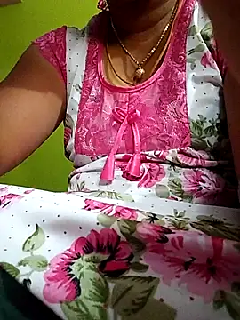 Snapshot of TAMI_KAYAL chatting on 10/01/25, 09:48 TAMI KAYAL online show from 10/01/25, 09:48