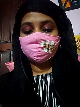 Snapshot of TAMI_KAYAL chatting on 11/05/25, 04:18 TAMI KAYAL online show from 11/05/25, 04:18